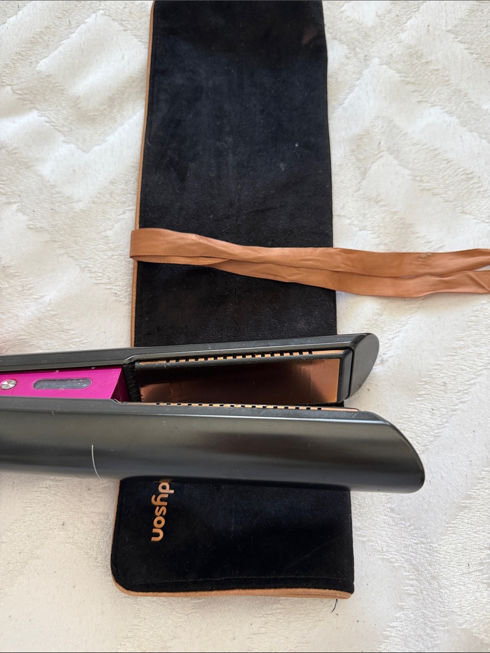 Dyson Corrale Straightener with all accessories - Picture 3 of 4